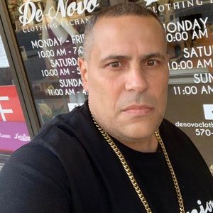 Meet your Posher, Elvis